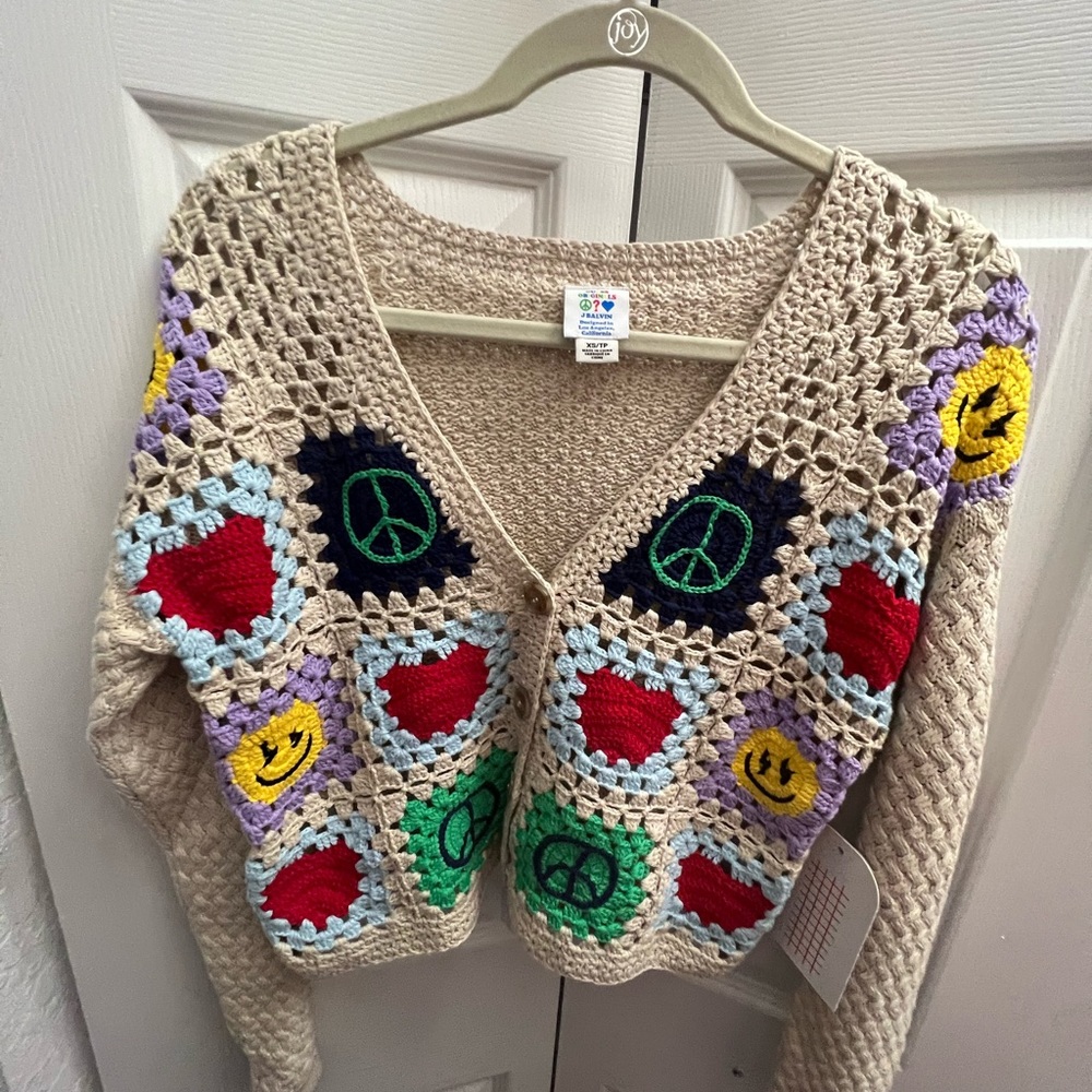 Guess crochet sweater